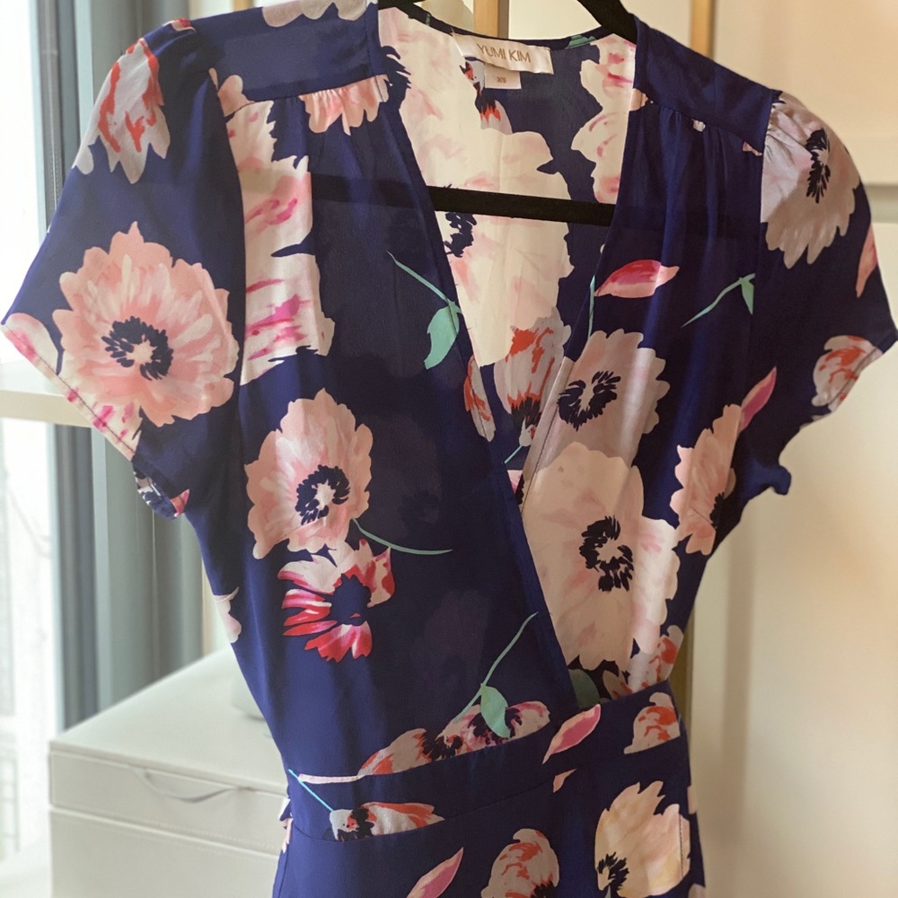 Yumi Kim silk wrap dress - Picture 2 of 8